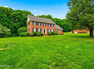 3006 Hawthorne St, Athens, TN 37303