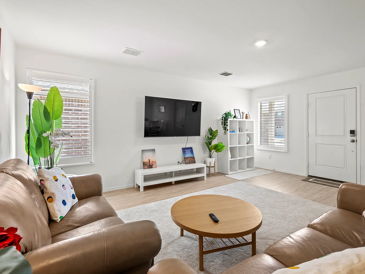 3 bed, 1505 sqft, $2,100 — Photo 4