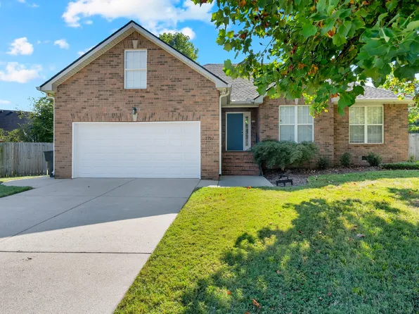 2702 Comer Dr, Murfreesboro, TN 37128