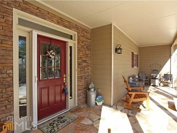 Unwind on stone front porch!