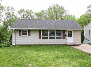 860 Kane St, Dubuque, IA 52001