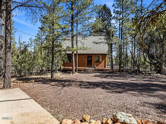 2nd image of 2028 Jones Pass