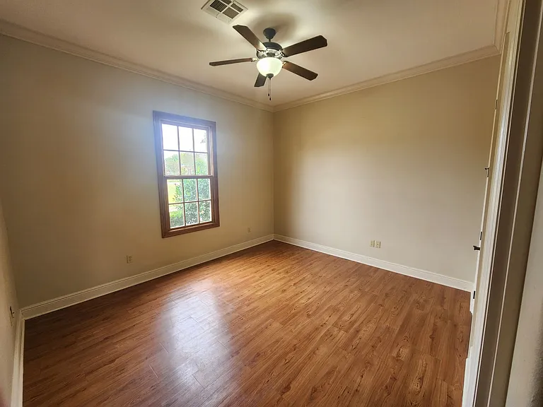 5989 Stonegate Dr — Photo 8