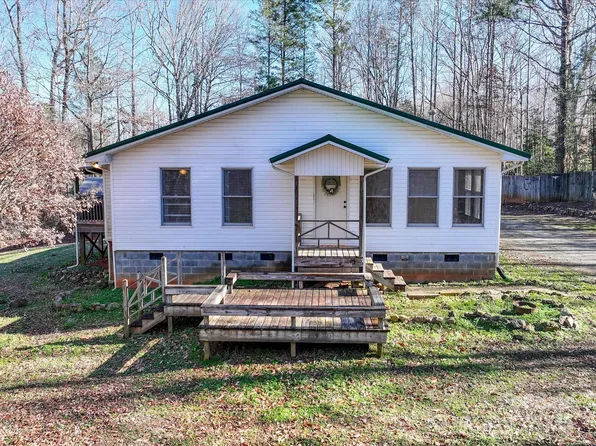 200 Little Big Horn Dr, Dallas, NC 28034