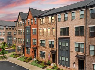 43420 Stonewood Crossing Ter, Ashburn, VA 20148
