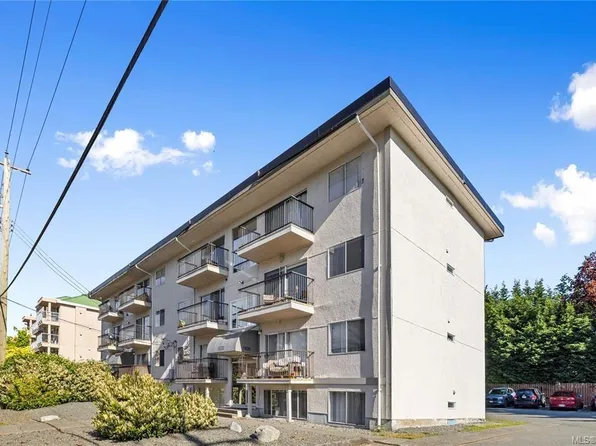 1630 Crescent View Dr #9, Nanaimo, BC V9S 2N5