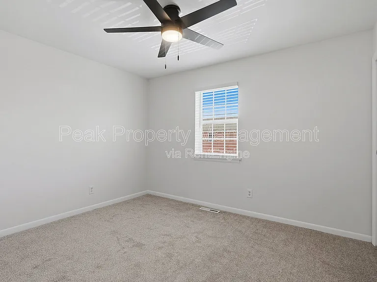 304 S Center St #30 — Photo 15