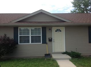 2000 E Hanthorn Rd APT 12, Lima, OH 45804