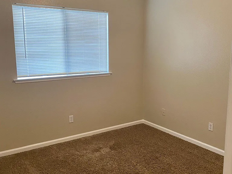 2276 E Brandywine Ln — Photo 12