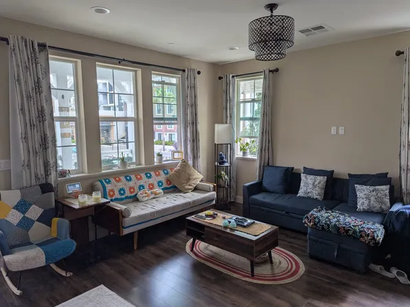 350 Baja Rose St, Milpitas, CA 95035