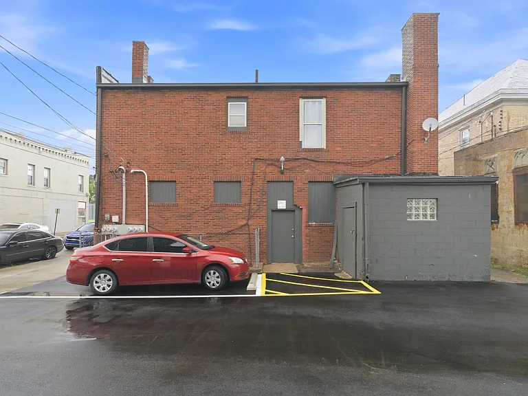 1445 E Main St #A — Photo 8