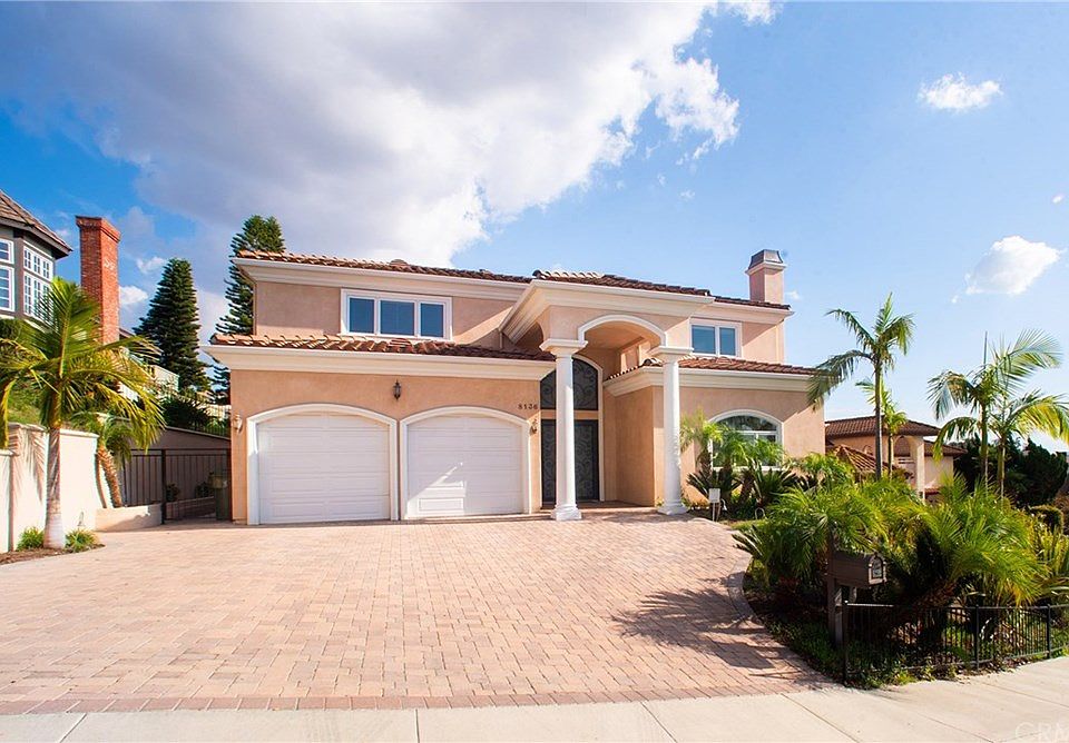 1st image of 8136 Stoneridge Dr