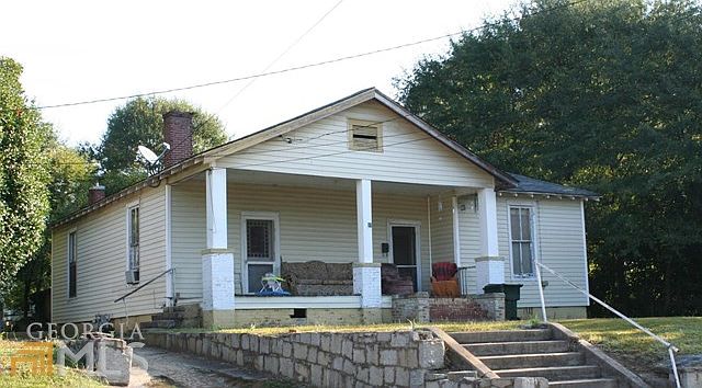 2nd image of 48 W Tate St