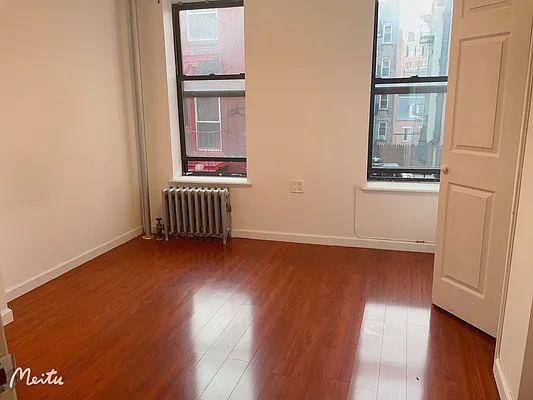 Rented by Century 21 New Golden Age Realty | media 1