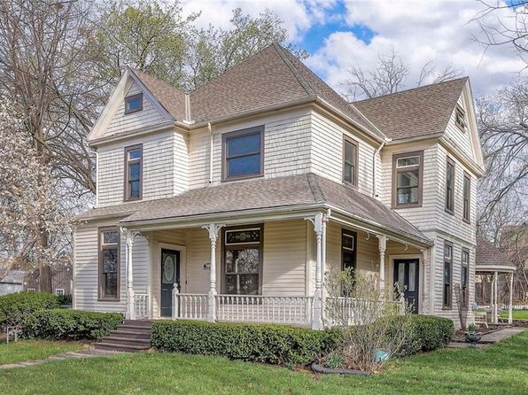 500 W Mechanic St, Harrisonville, MO 64701