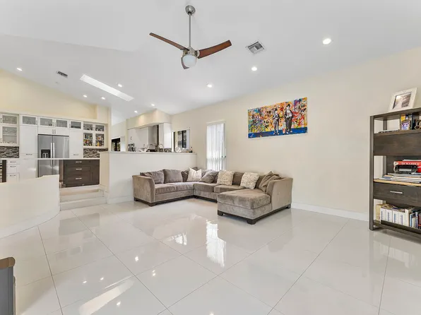 4551 NW 26th Pl, Boca Raton, FL 33434