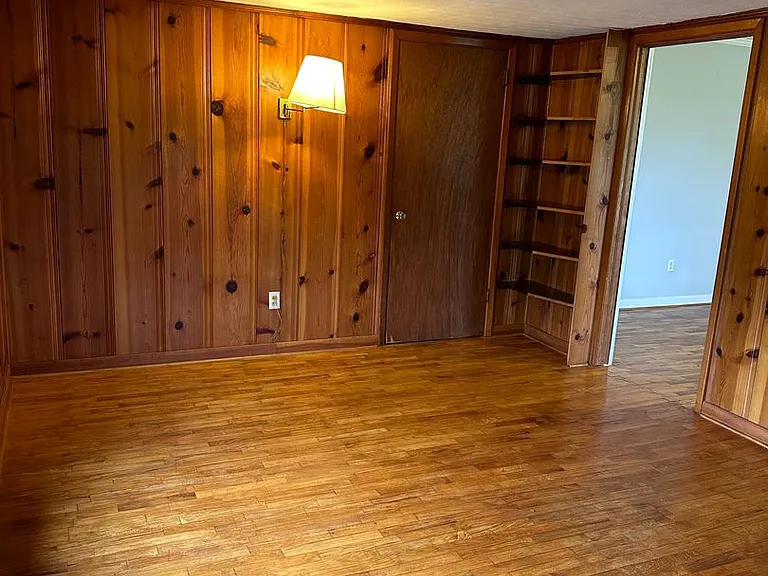 205 West Ave NW — Photo 5