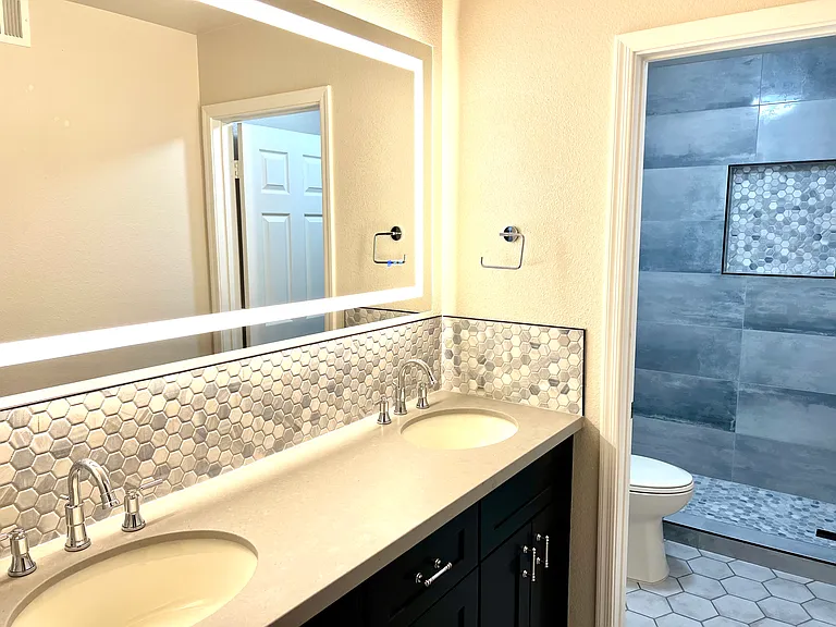 6885 E Cochise Rd — Photo 21