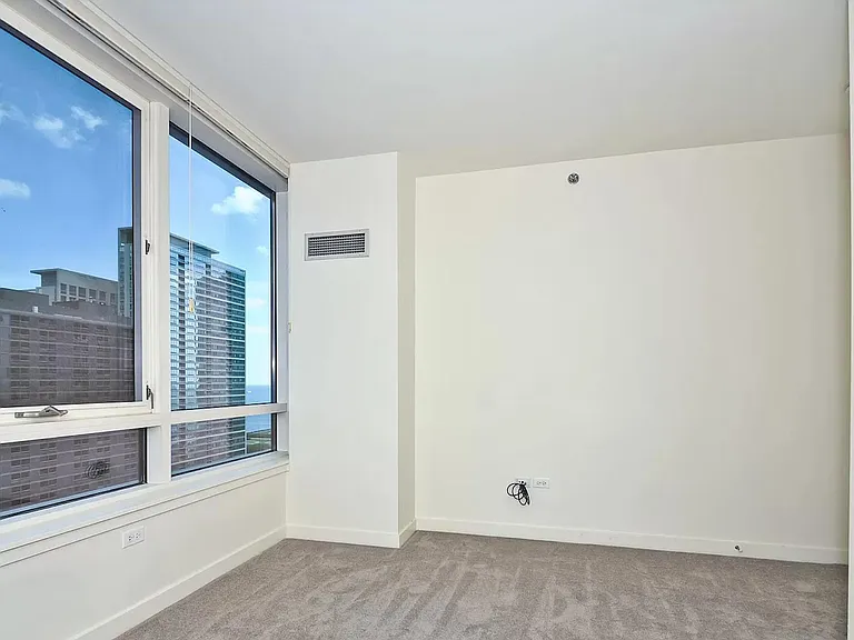 505 N McClurg Ct #3102 — Photo 34