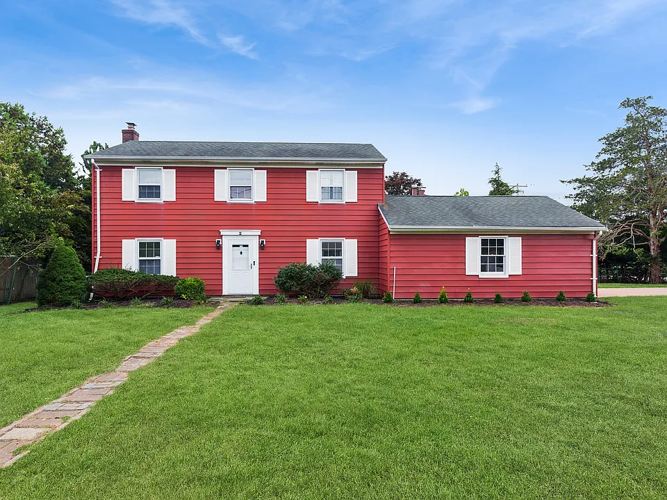 2 Ludlow Ln
