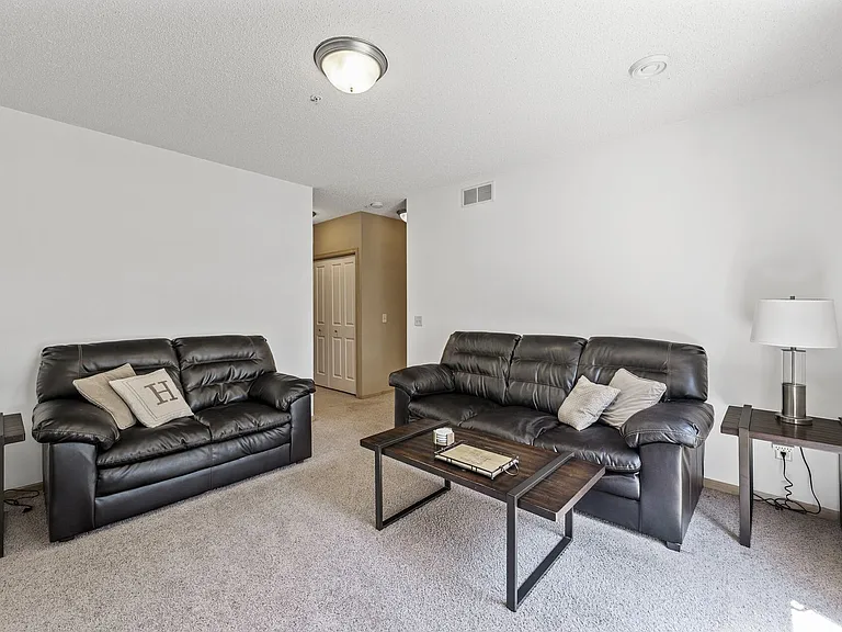 7147 153rd Ter — Photo 32