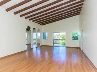 99-560 Kahilinai Pl, Aiea, HI 96701