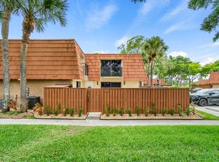 407 Buttonwood Ln, Boynton Beach, FL 33436