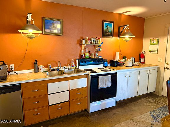 5th image of 6325 S Bascom Trl