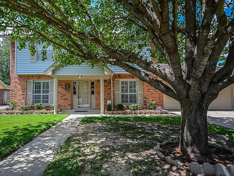 1st image of 3613 Downing Cir