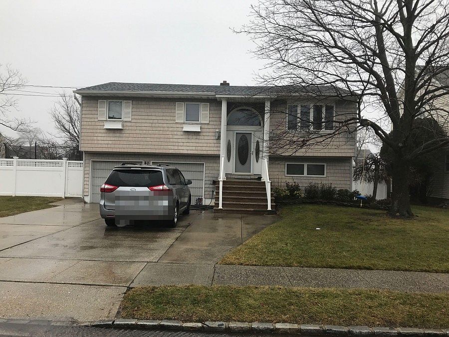 1st image of 40 Deepwater Ave