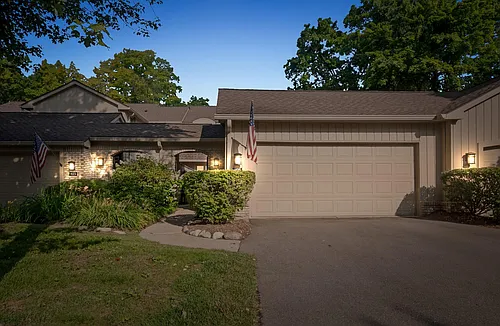 1125 Meadowglen Ct Photo 1