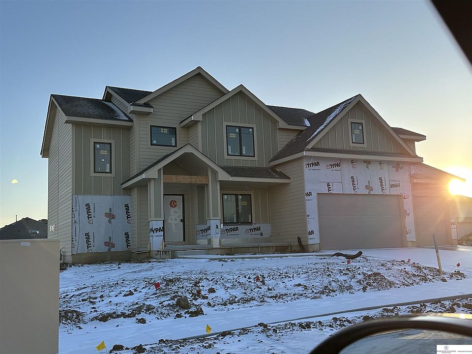 2nd image of 18821 Larimore St