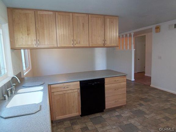 2nd image of 4588 Fir Ave