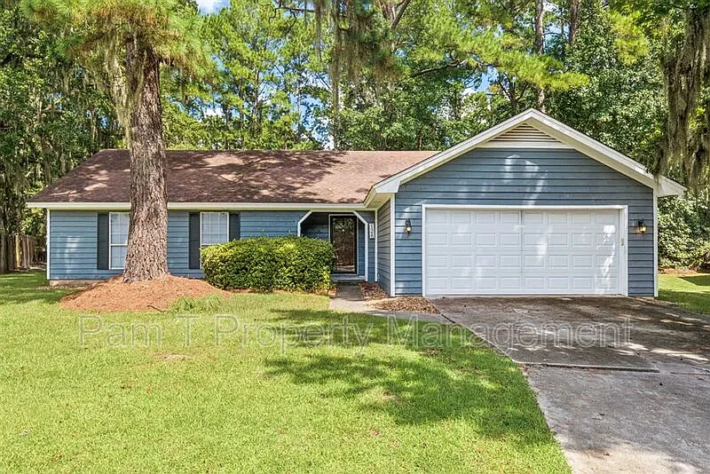 3 bed, 2.0 bath, 1549 sqft, $2,155 — Photo 1