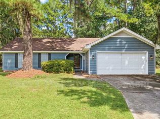 126 E Sagebrush Ln, Savannah, GA 31419