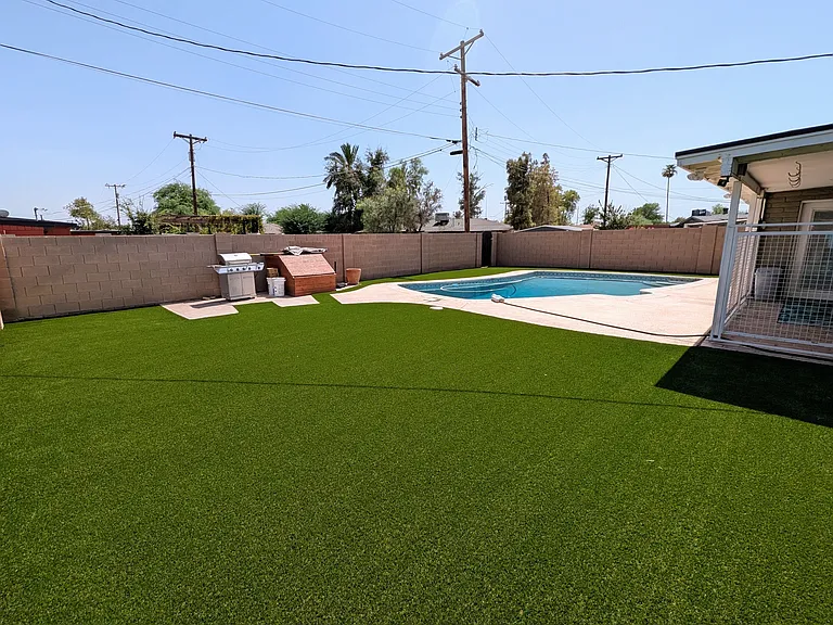 Private back yard with lots of space