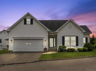 82 Brookview Pl UNIT 82, Plantsville, CT 06479