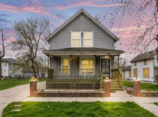 753 Front St, Aurora, IL 60505