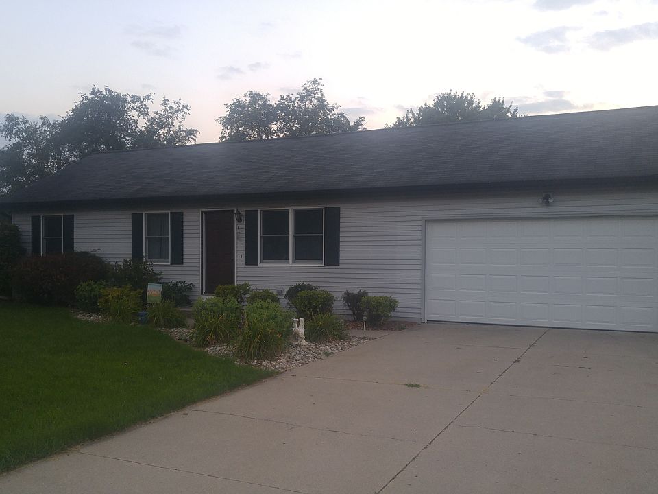 1st image of 56803 Bellflower St