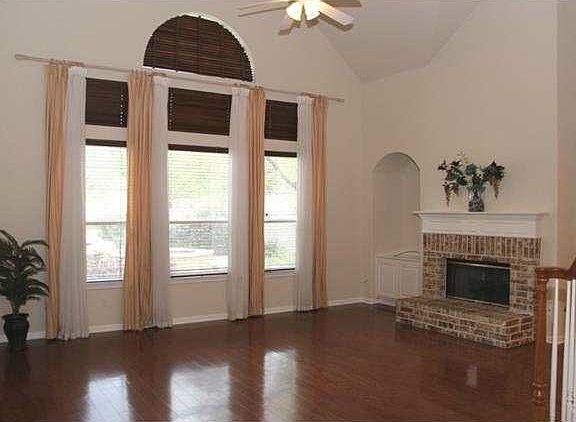 5th image of 12816 Noyes Ln