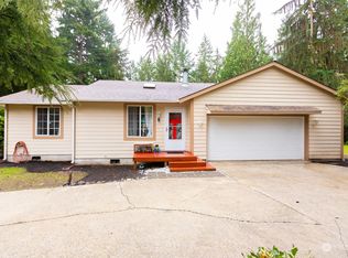 97 N Quail Trail Ln, Coupeville, WA 98239