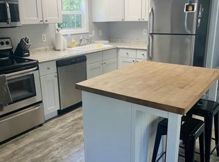 185 Edith Dr, Taylors, SC 29687