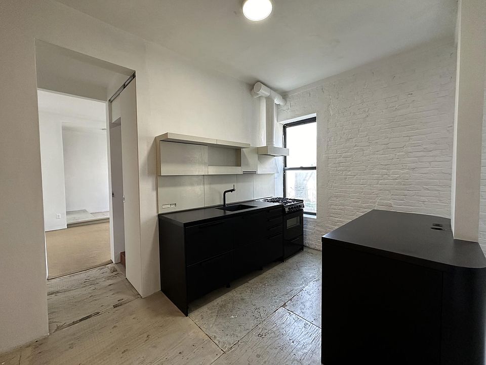 1st image of 77 Madison St APT 25
