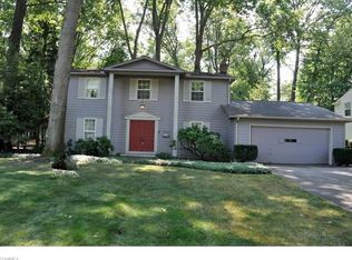 29323 Lincoln Rd, Bay Village, OH 44140