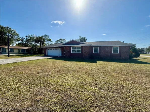 102 E Belleview St, Lake Placid, FL 33852