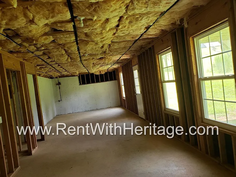179 Parkview Ln — Photo 35