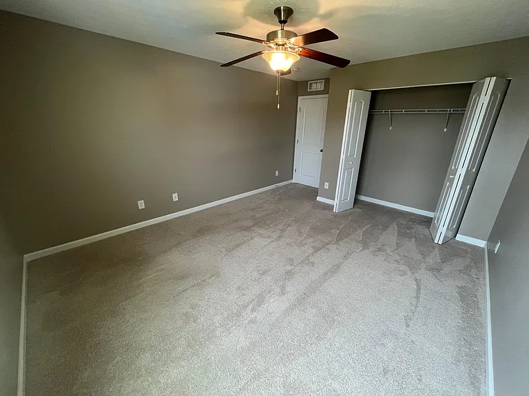 1956 Creek Bank Dr — Photo 22