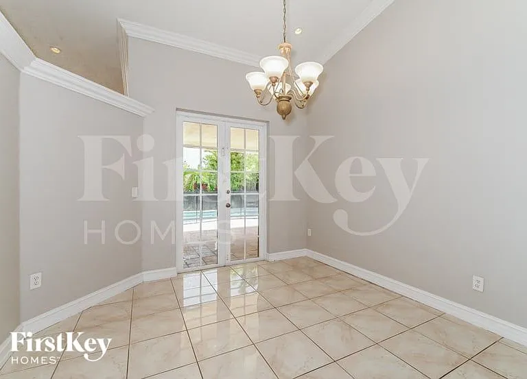 10901 SW 161st Pl — Photo 4