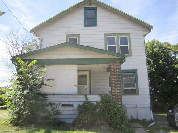 3rd image of 246 McGowan St