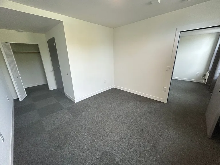 703 N Park 704 Tarn — Photo 56